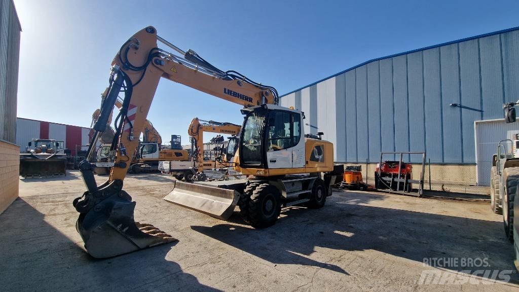Liebherr A 920 Mobilbagger