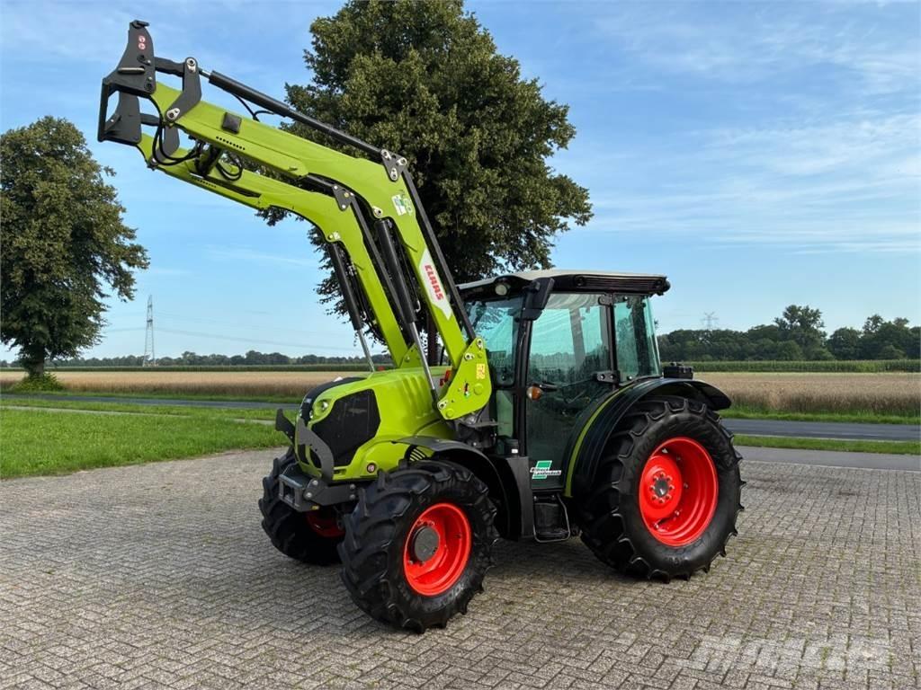 CLAAS Elios 220 Traktoren