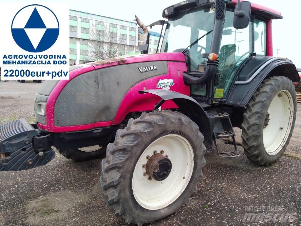 Valtra T 151 E Traktoren