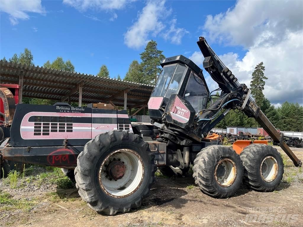 Valmet 911 Harvester