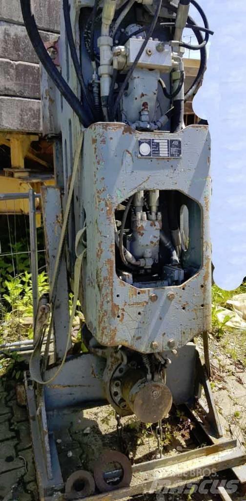 Sennebogen ZM19T Vibrationsramme