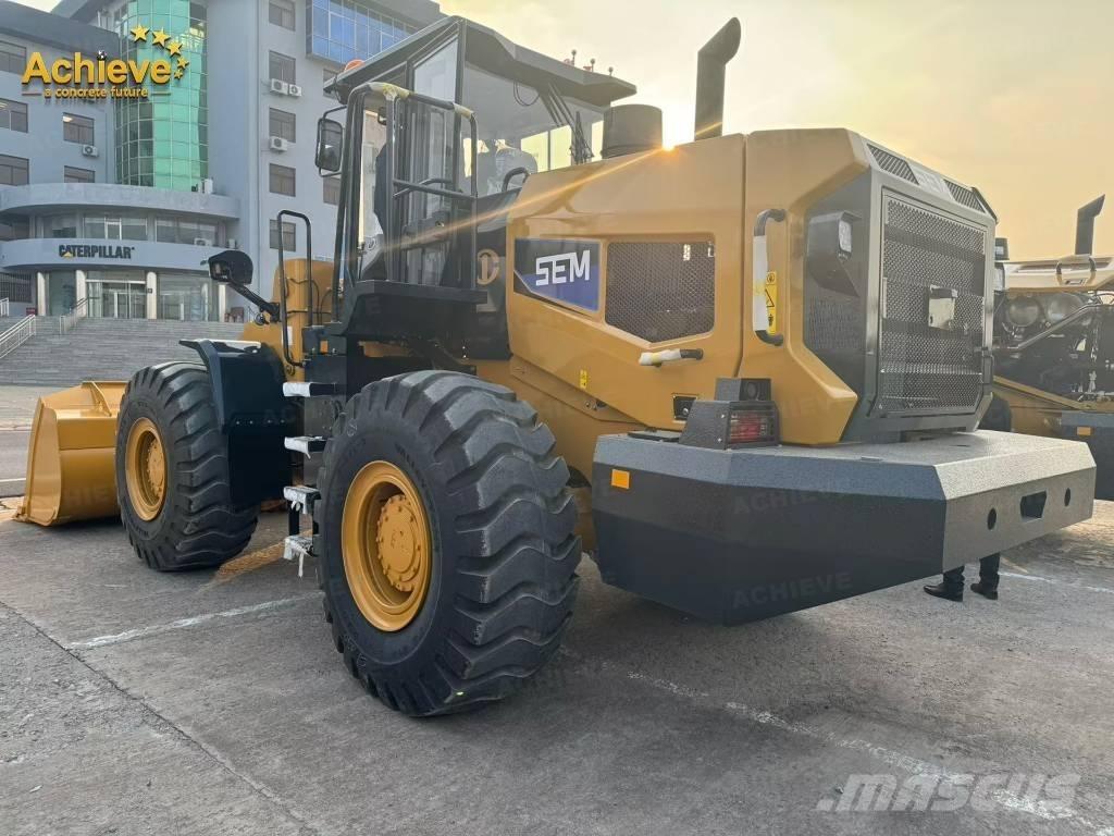 SEM 656F Radlader