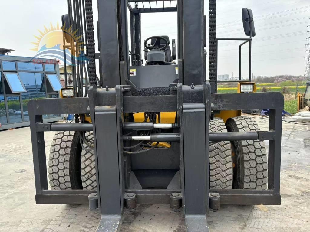 Komatsu FD 200 Dieselstapler