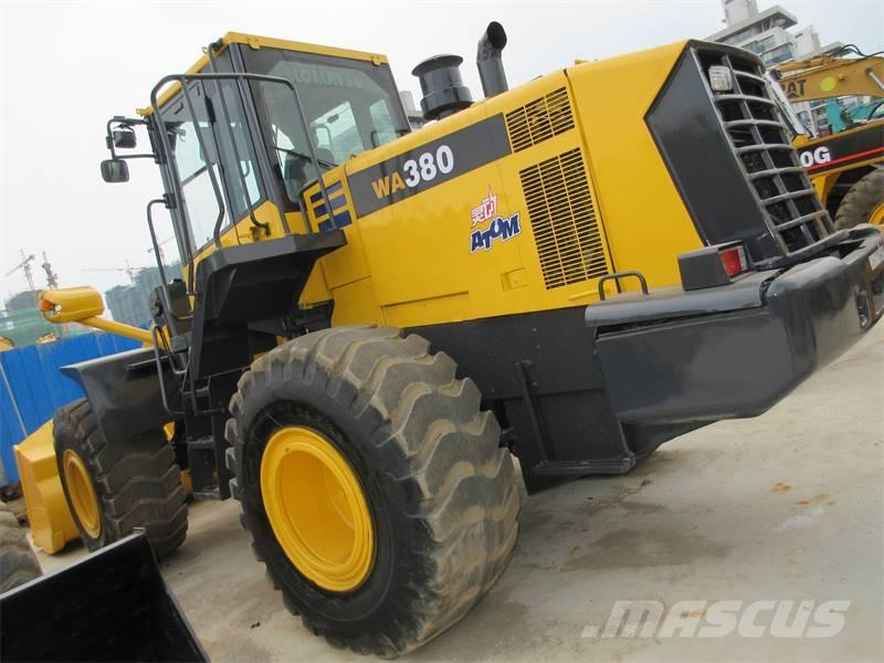 Komatsu WA 380 Radlader