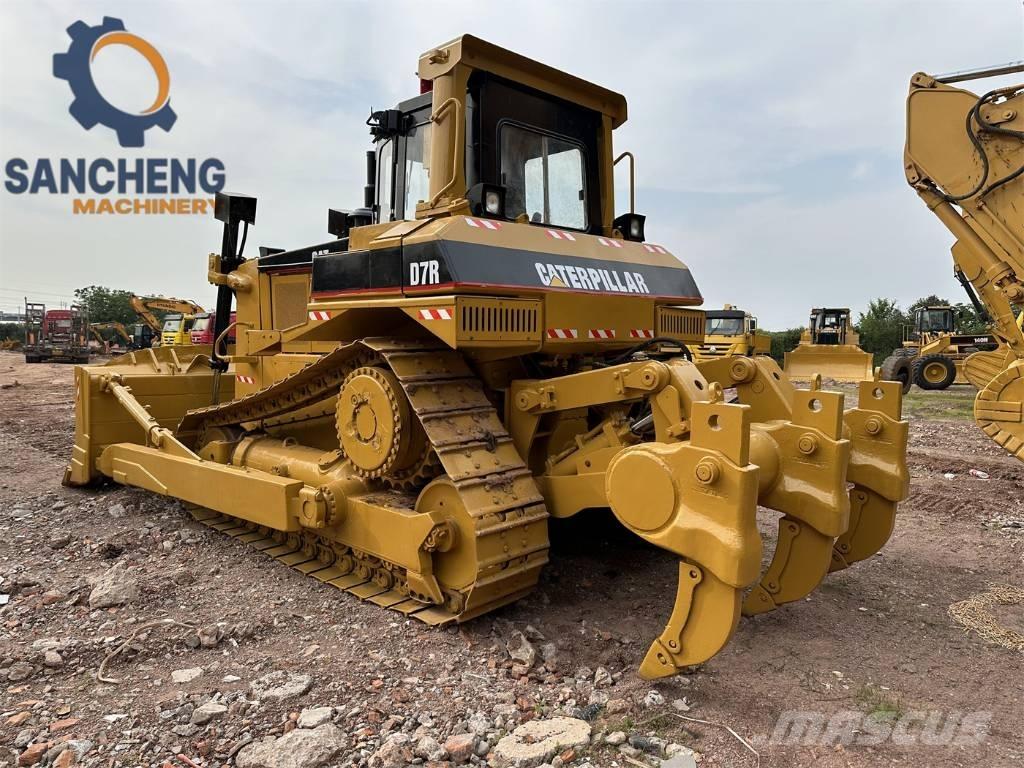 CAT D7R Bulldozer