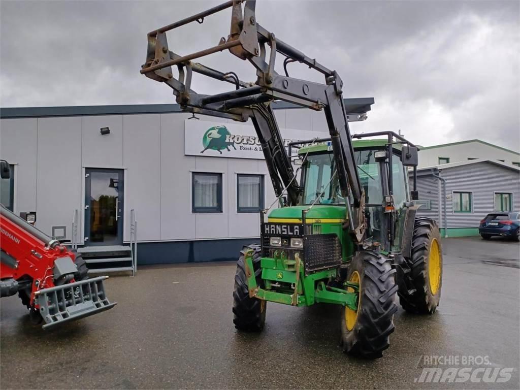 John Deere 6110SE Forsttraktoren