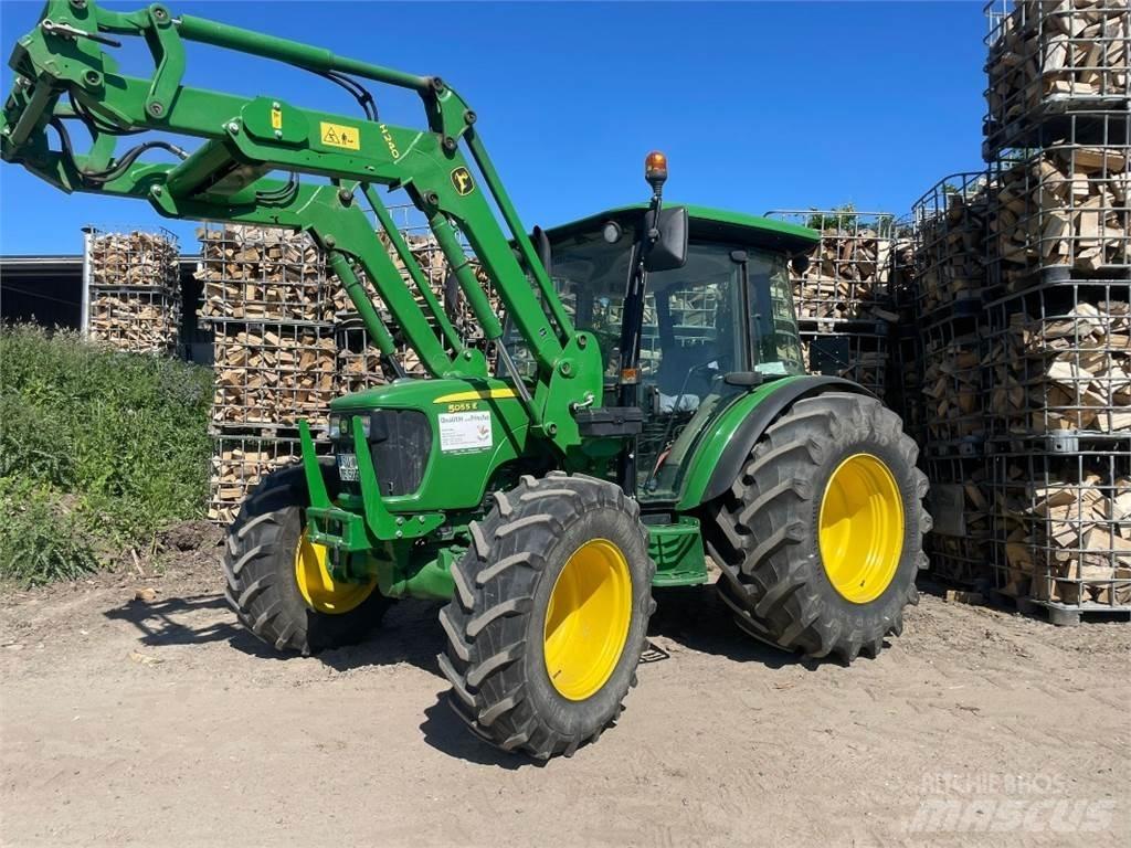 John Deere 5055E Traktoren