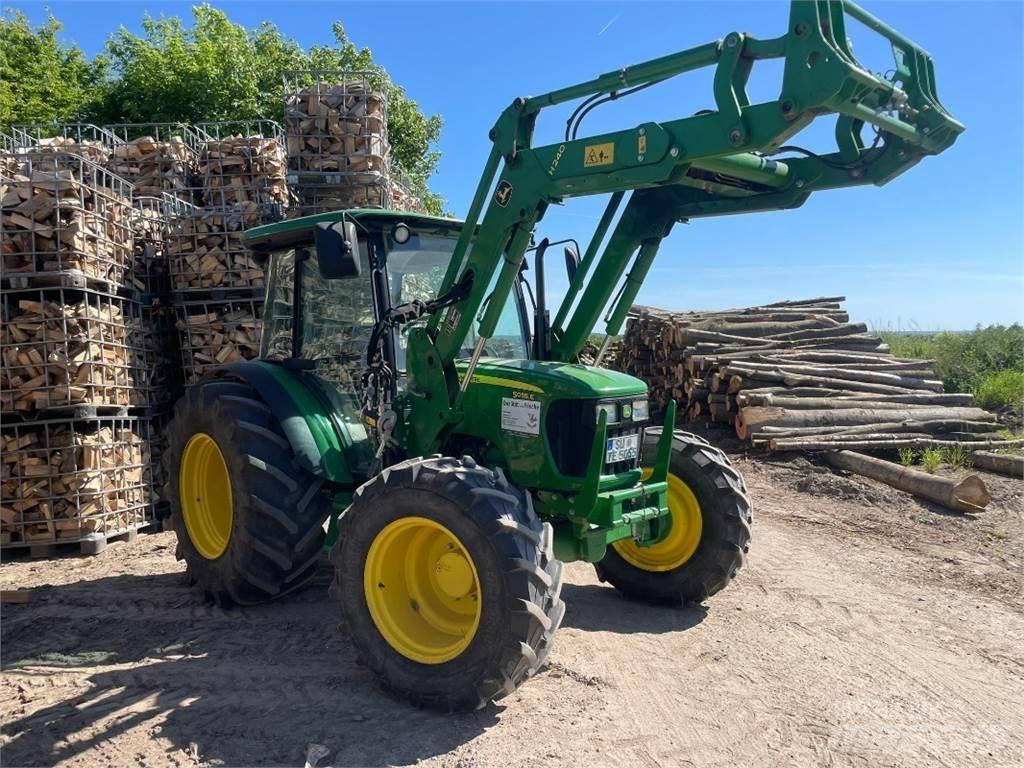 John Deere 5055E Traktoren