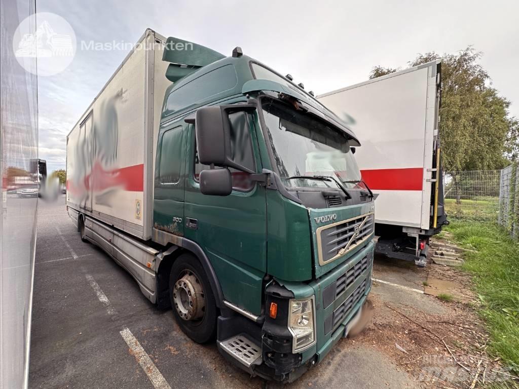 Volvo FM 9 300 Kofferaufbau
