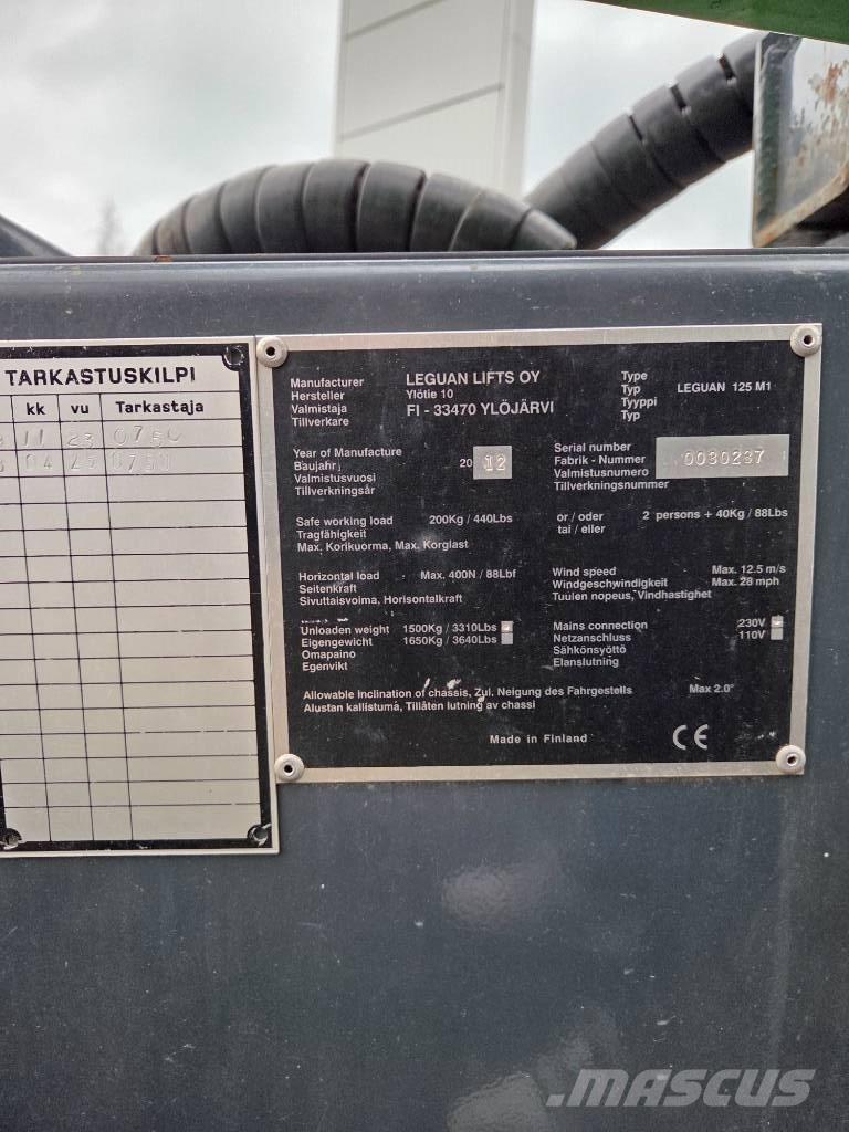 Leguan 125M1 Teleskopbühnen