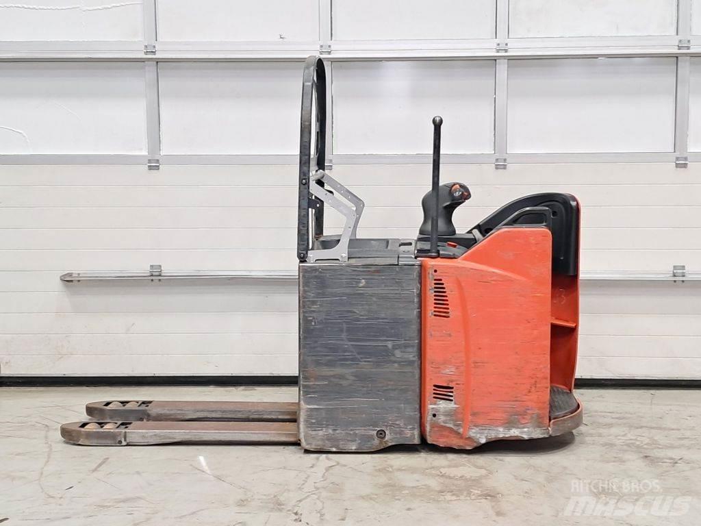 Linde T20SP Niedergabelstapler