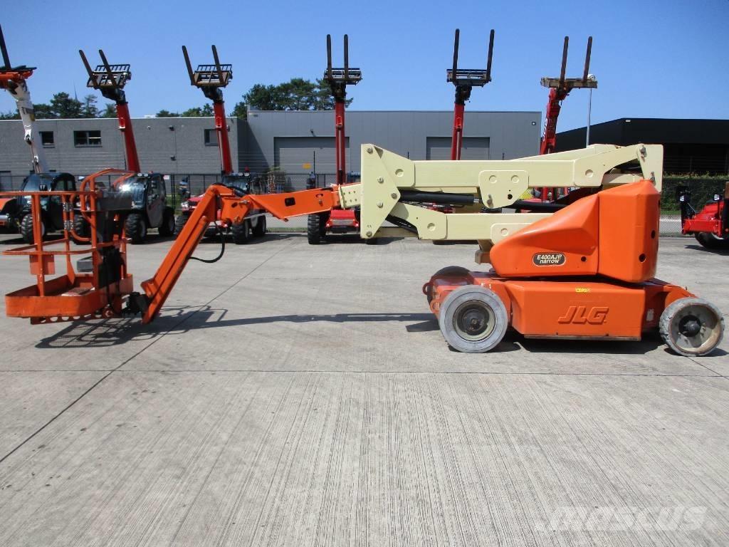 JLG E 400 AJPN (146) Kompakte selbstfahrende Hebebühnen