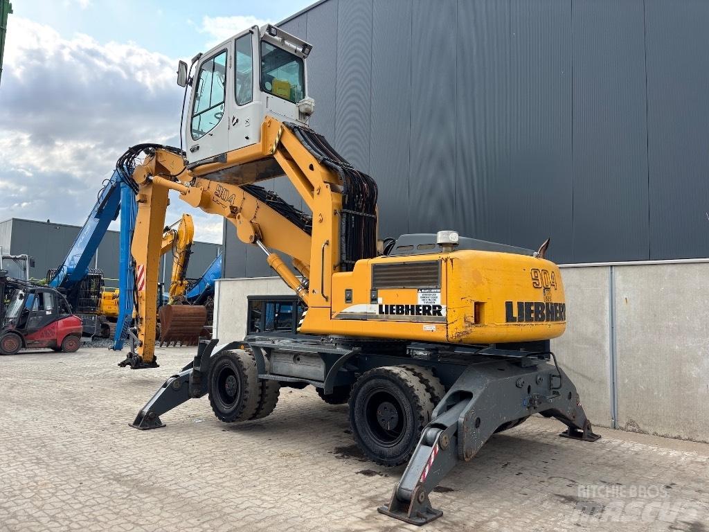 Liebherr A 904 C HD Materialumschlag