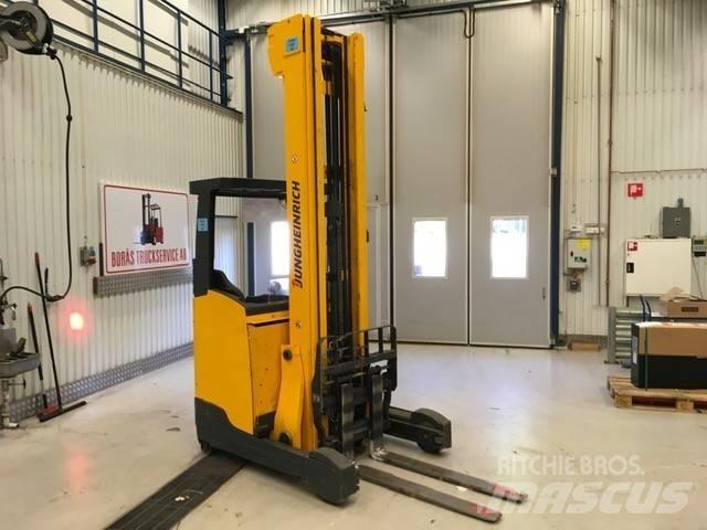 Jungheinrich ETV 214 Schubmaststapler