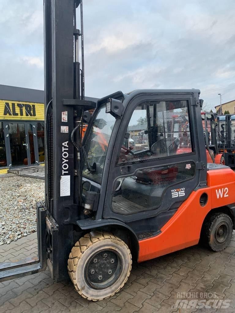 Toyota 52-8 FD JF 35 Dieselstapler