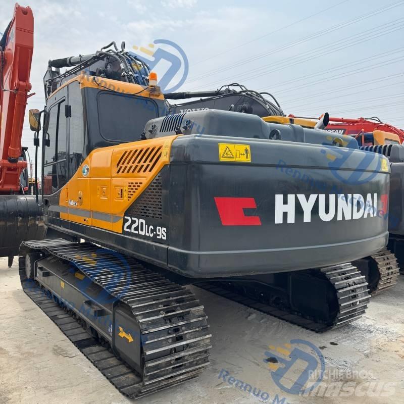 Hyundai R220LC-9S Raupenbagger