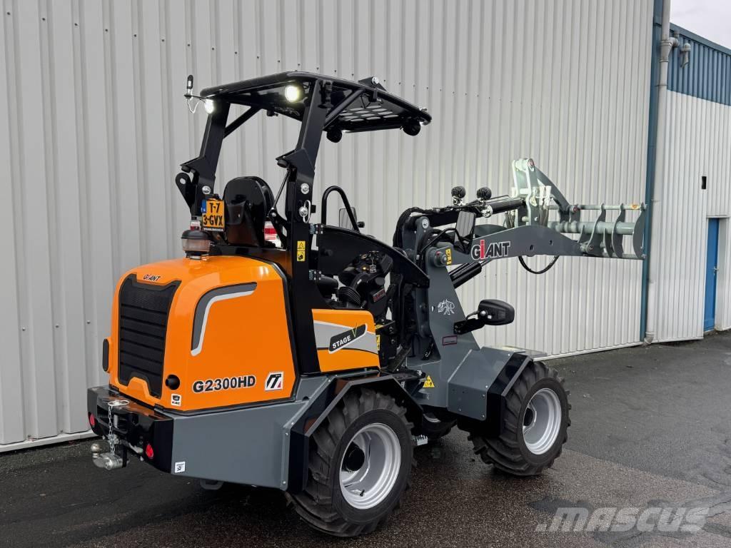 GiANT G 2300 HD Radlader