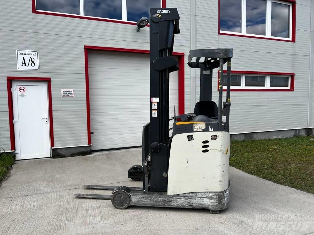 Crown ESR 5000 Schubmaststapler