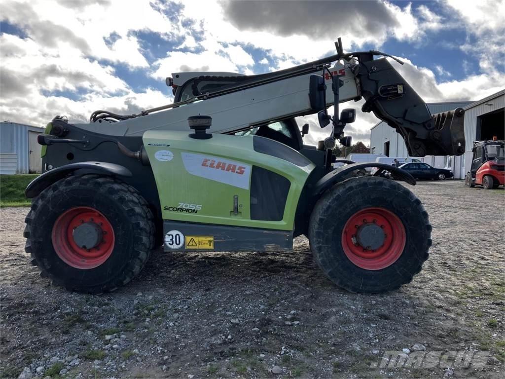 CLAAS 7055 Teleskoplader für Landwirtschaft