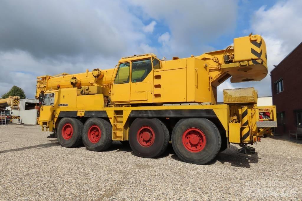 Liebherr LTM 1070-1 All-Terrain-Krane