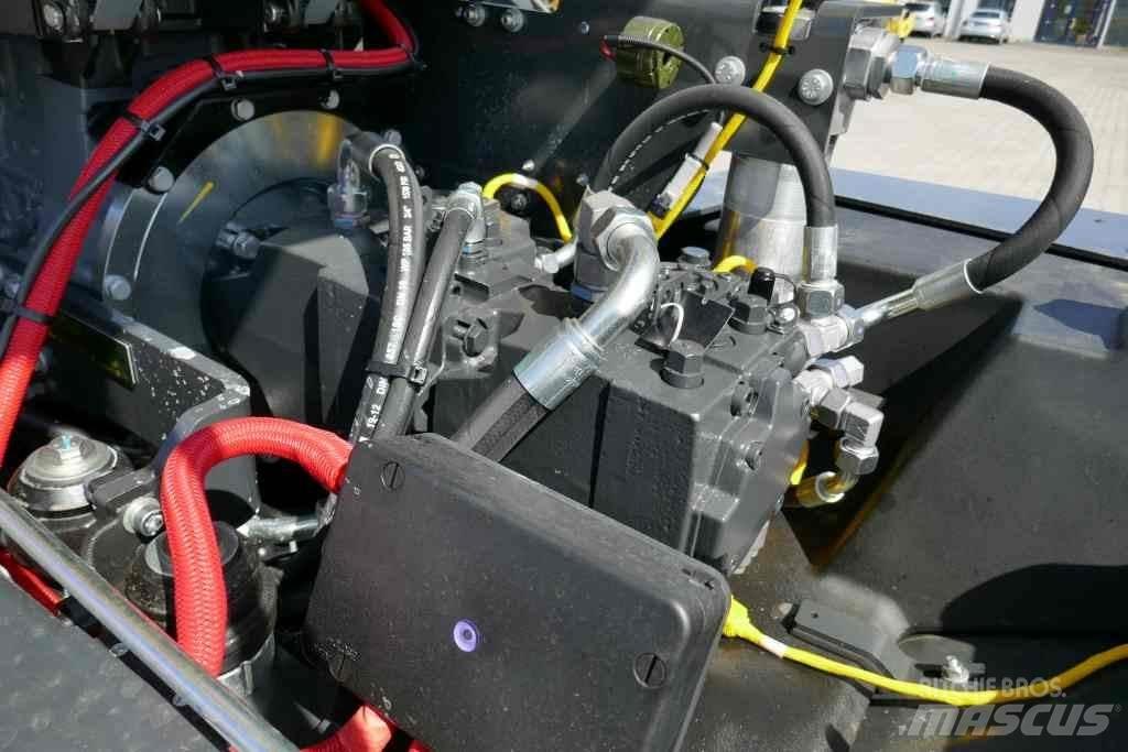 Bomag BW 213 D-5 Erdbauwalzen