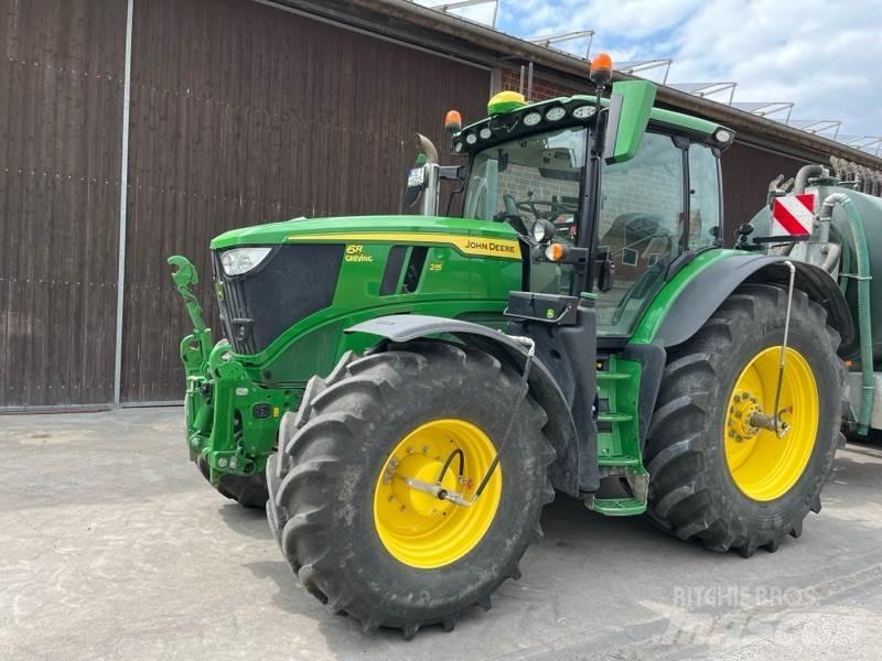 John Deere 6R215 Traktoren
