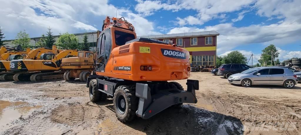 Doosan DX 160 W Mobilbagger
