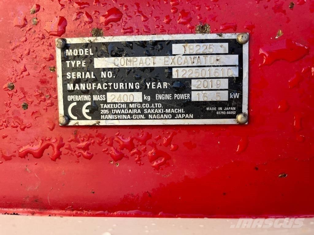 Takeuchi TB 225 Minibagger < 7t