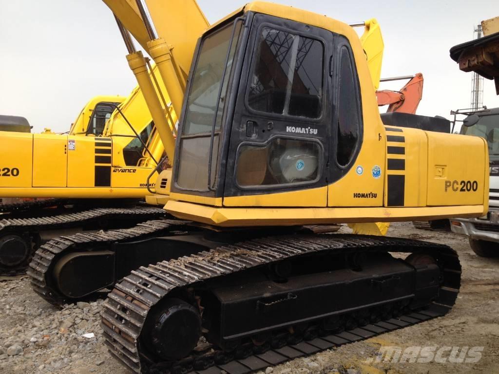 Komatsu PC200-6 Raupenbagger