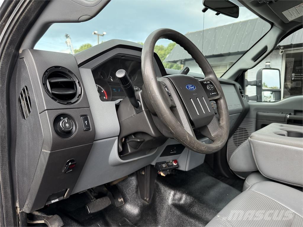 Ford F550 Kommunal-Sonderfahrzeuge
