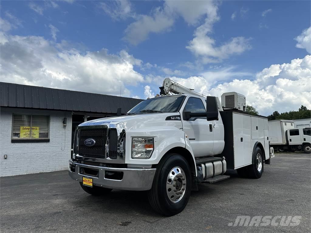 Ford F750 Kommunal-Sonderfahrzeuge
