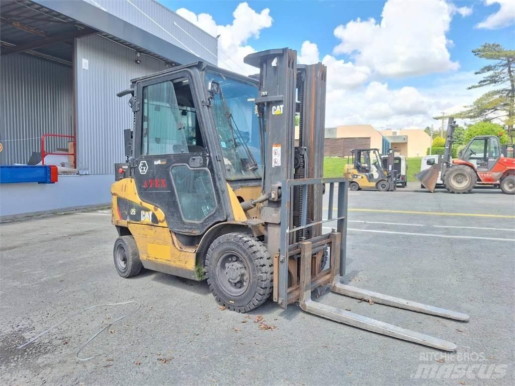 CAT DP25NT Andere Gabelstapler