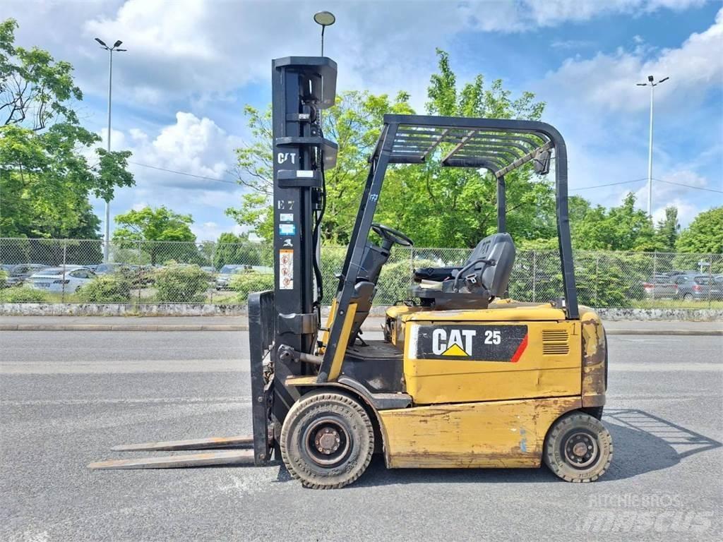 CAT EP25KP Andere Gabelstapler