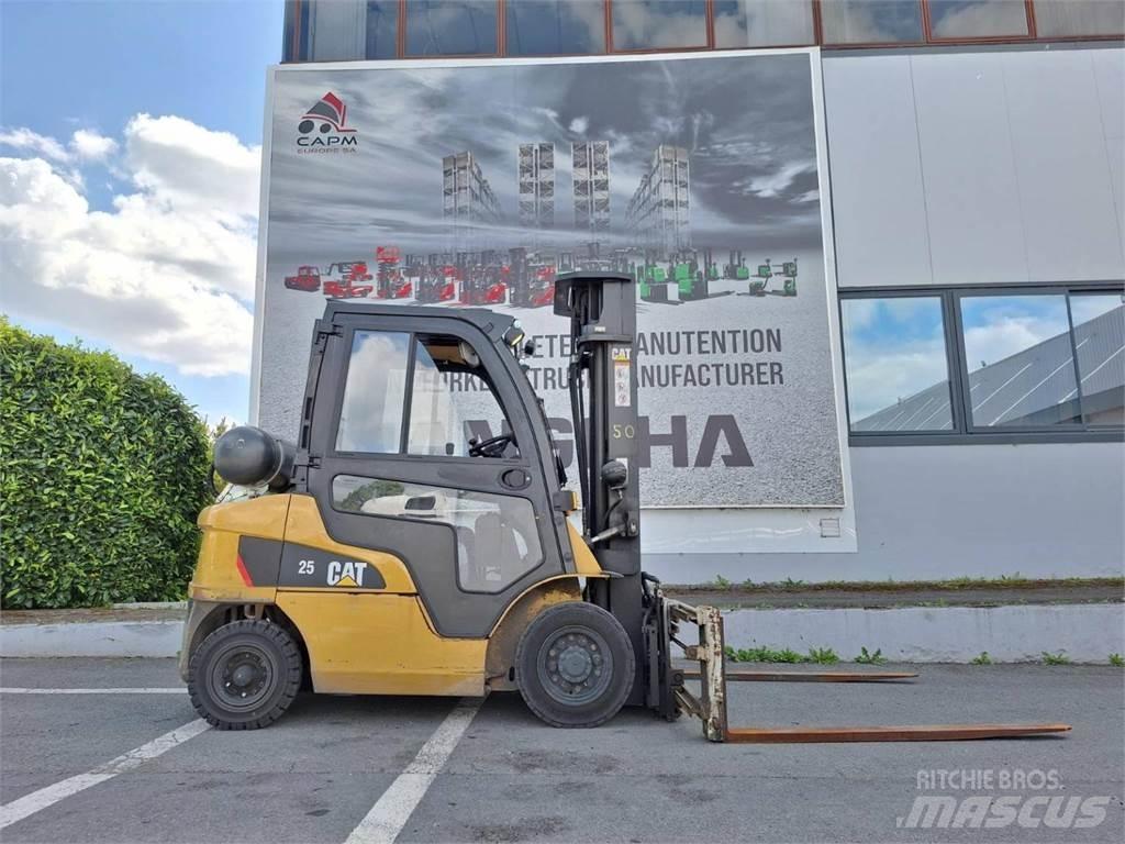 CAT GP25NTD Andere Gabelstapler