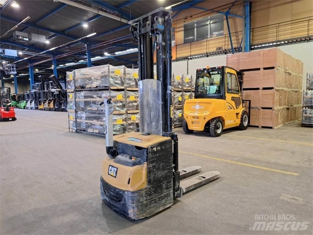 CAT NSP16N2 Deichselstapler
