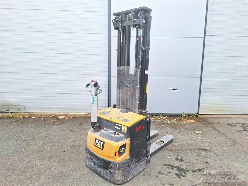 CAT NSP16N2 Deichselstapler
