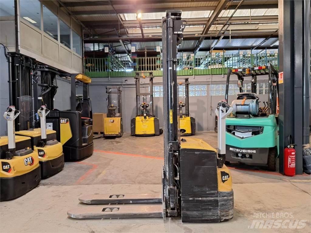 CAT NSP16N2 Deichselstapler