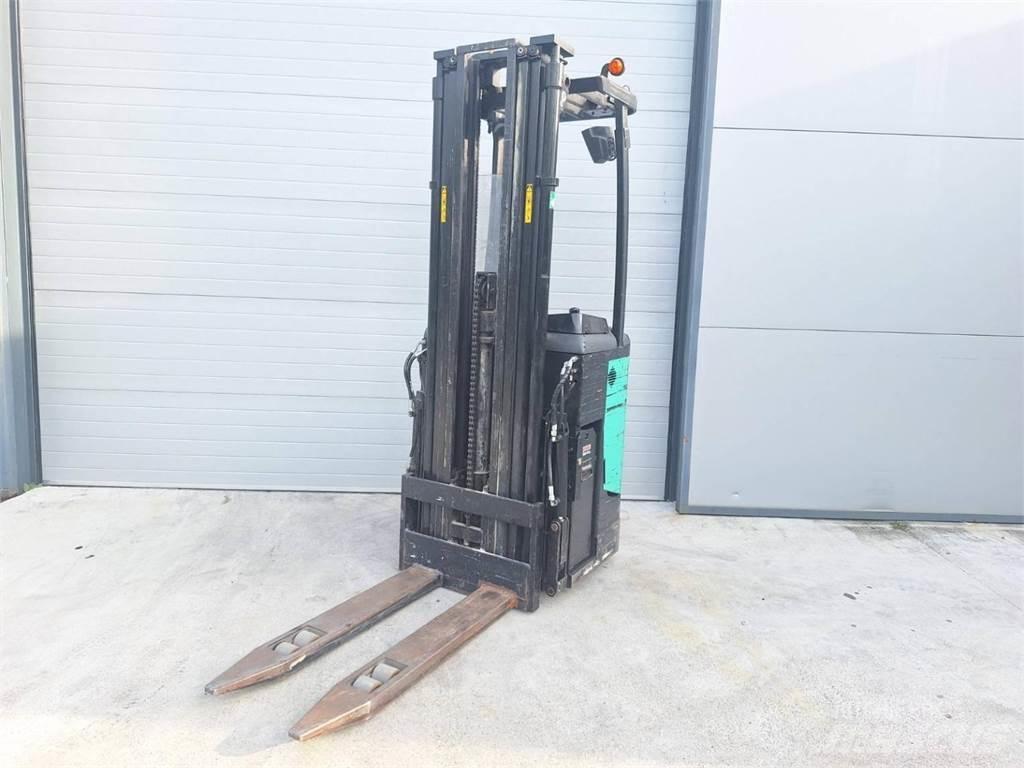 CAT NSR16N Selbstfahrstapler