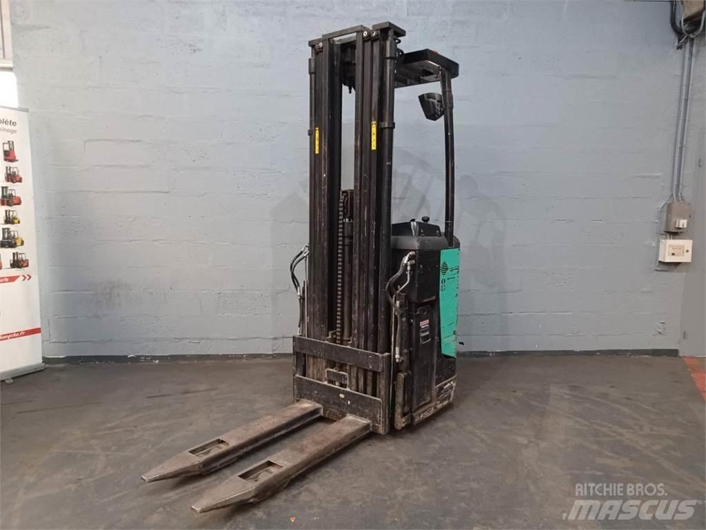 CAT NSR16N Selbstfahrstapler