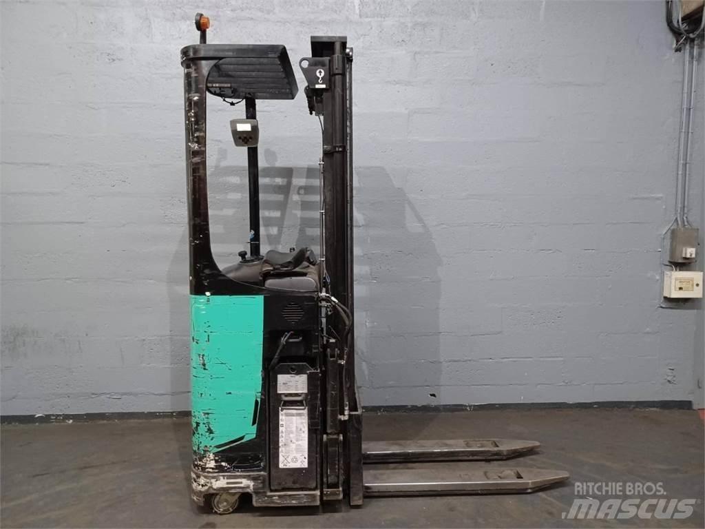 CAT NSR16N Selbstfahrstapler