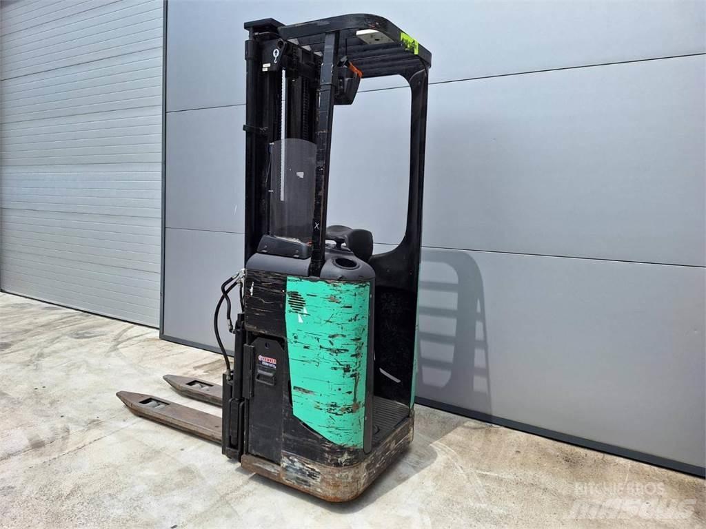 CAT NSR16N Selbstfahrstapler