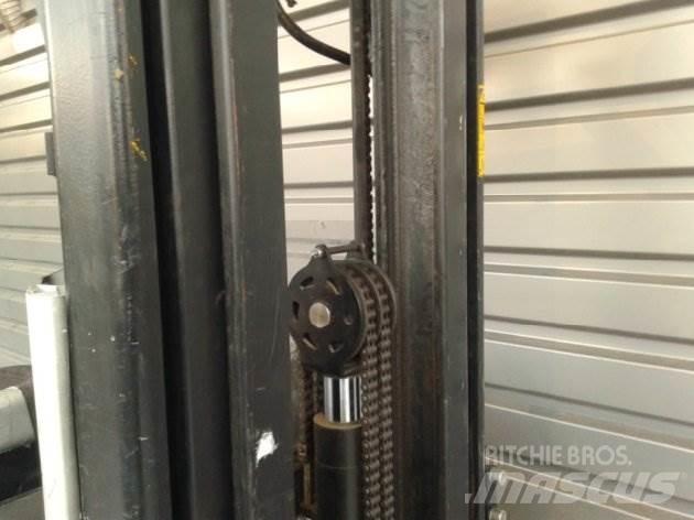 CAT NSR20N Selbstfahrstapler
