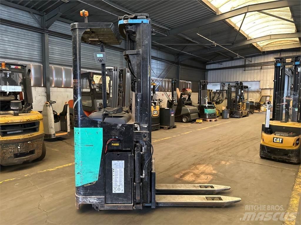 CAT NSR20N Selbstfahrstapler