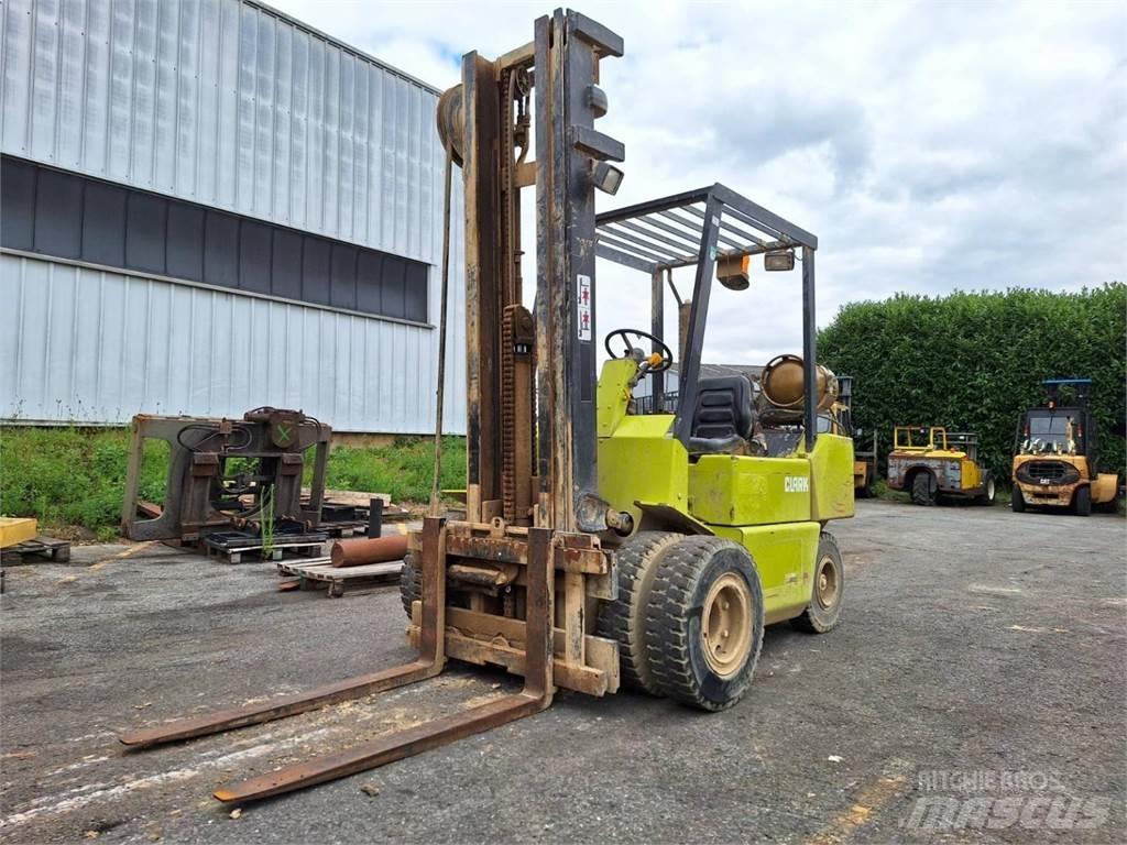Clark GPM30 Andere Gabelstapler