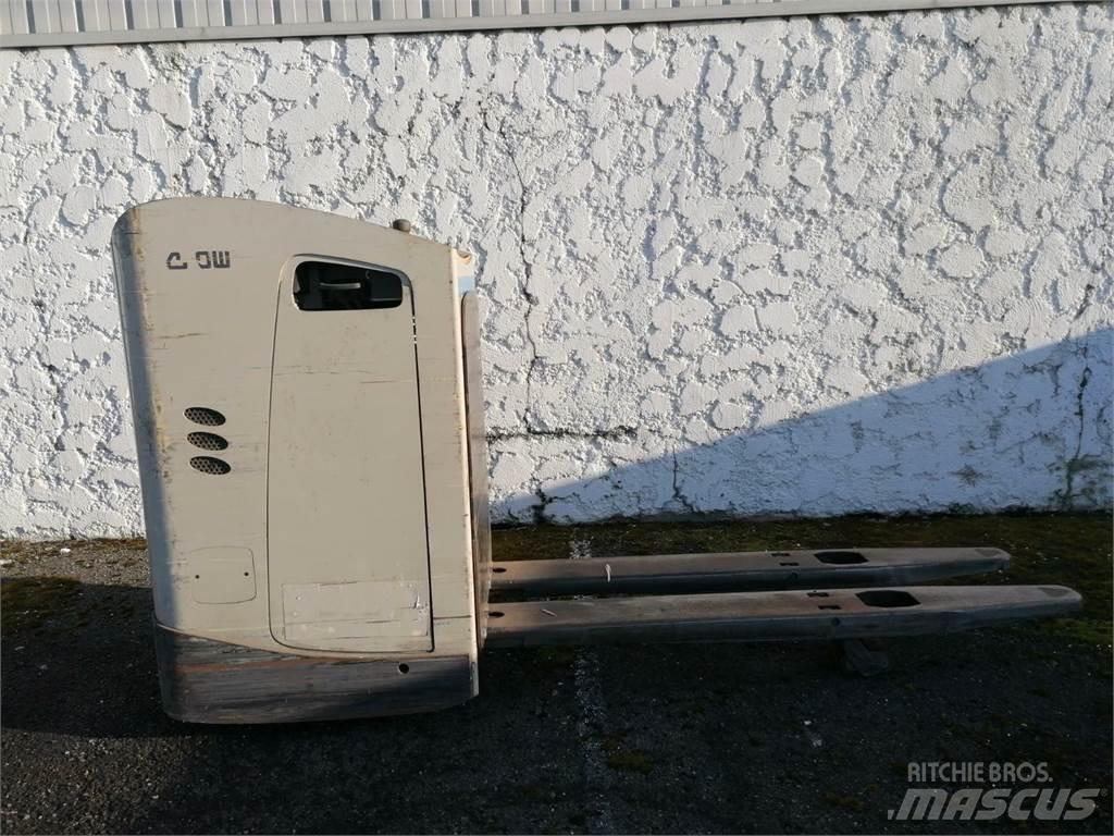 Crown RT4000 Selbstfahrstapler