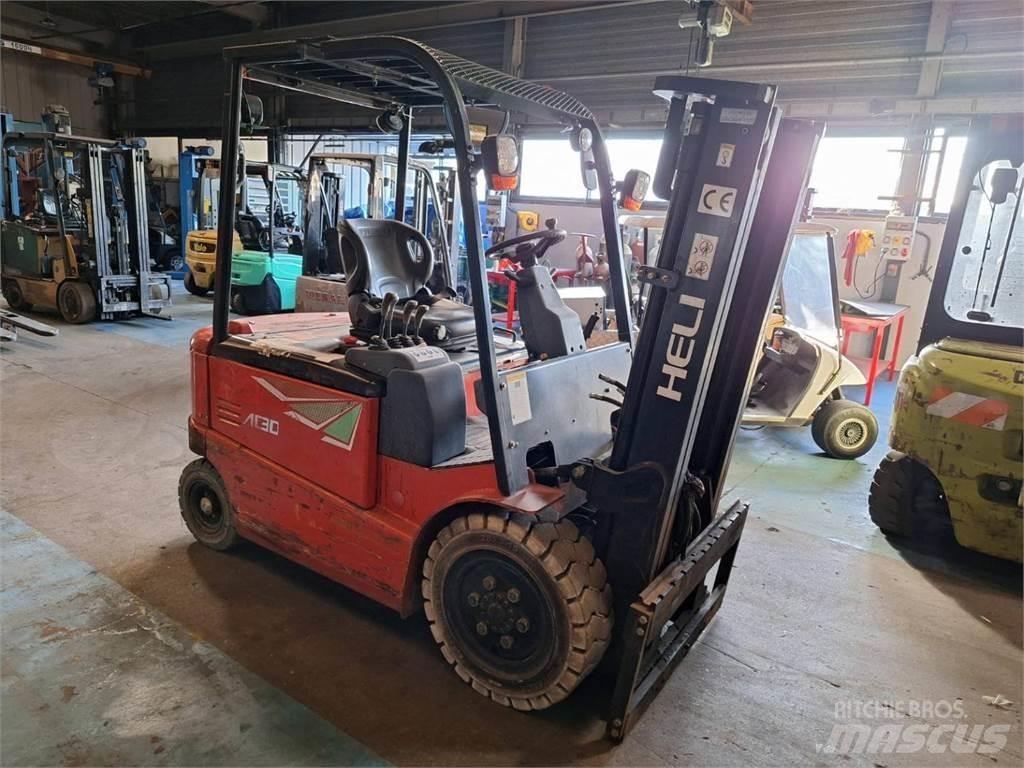 Heli CPD30 Andere Gabelstapler