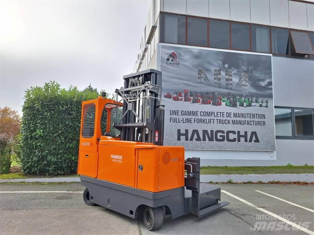 Hubtex MQ40 Seitenstapler