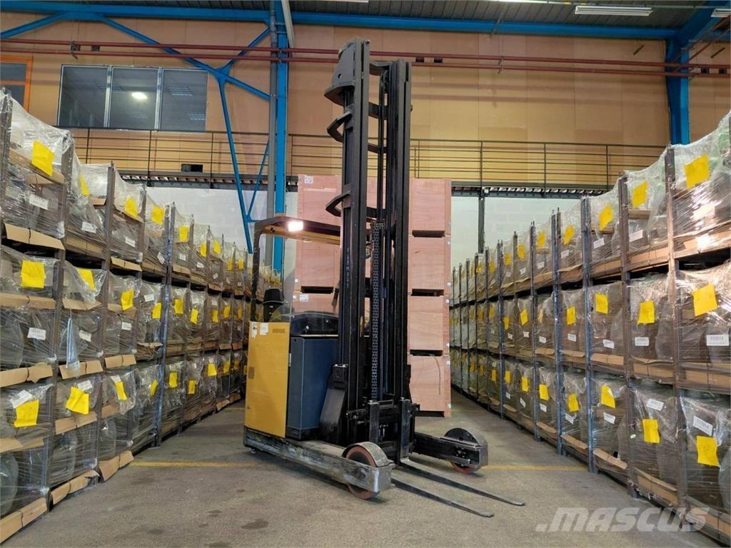 Hyster HYR2.0 Schubmaststapler