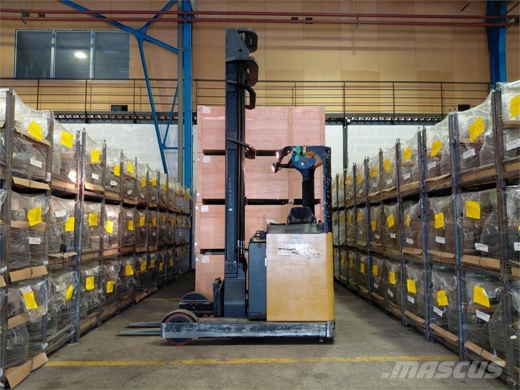 Hyster HYR2.0 Schubmaststapler