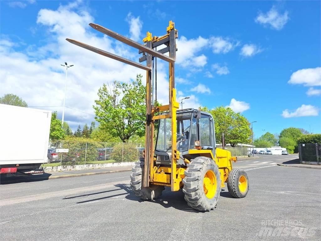 JCB 930-2 Geländestapler